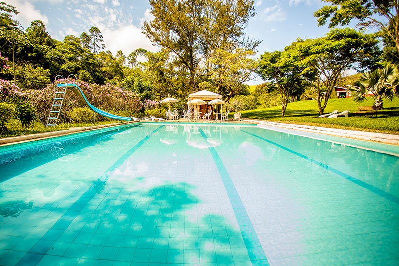 Área piscina Park Hotel Mantiqueira